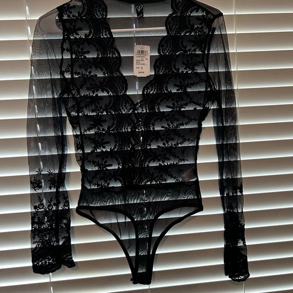 Lace and mesh sheer bodysuit - Picture 4 of 7
